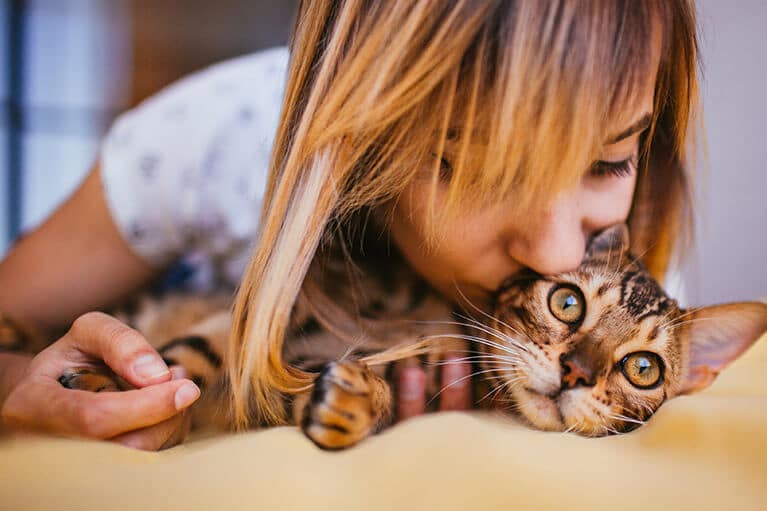 5 Reasons To Hire A Cat Sitter